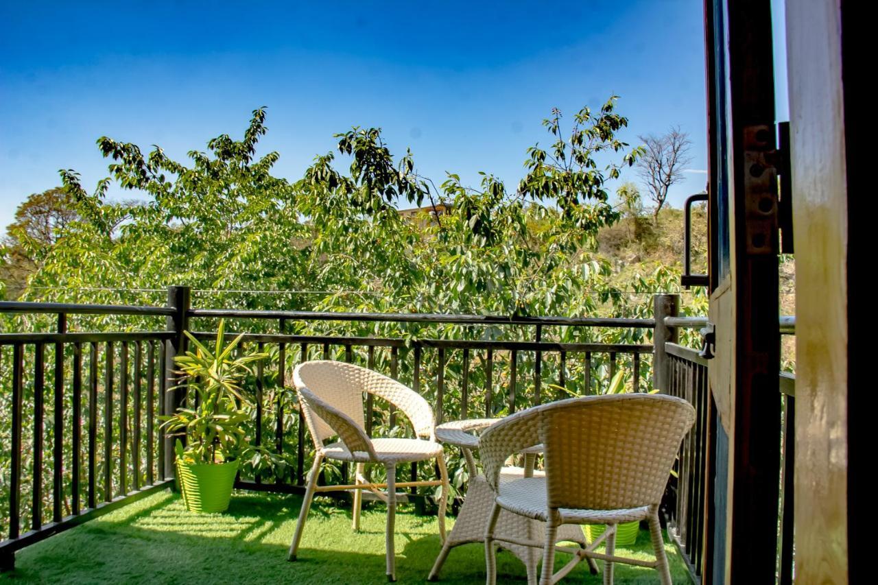 Prakriti Aalay - Riverside Mountain View Boutique Eco Resort Дармсала Екстер'єр фото