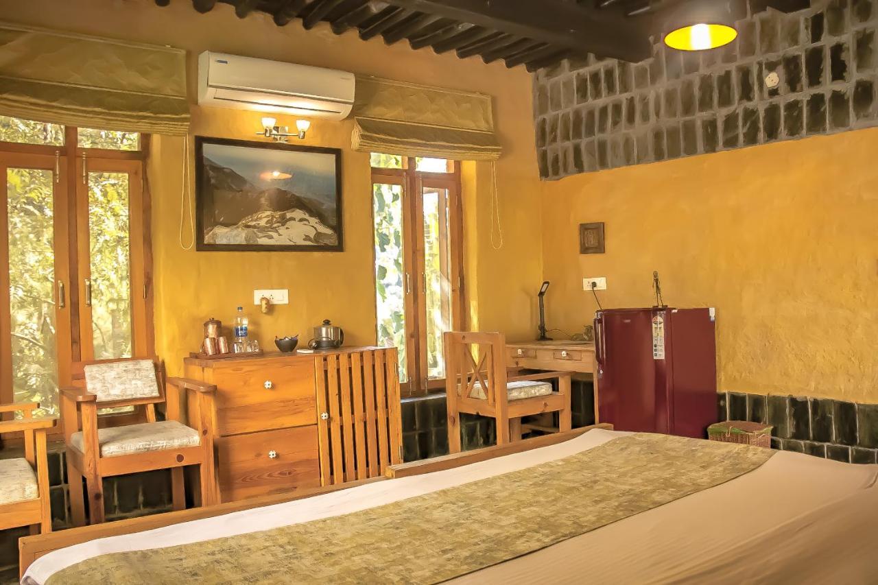 Prakriti Aalay - Riverside Mountain View Boutique Eco Resort Дармсала Екстер'єр фото