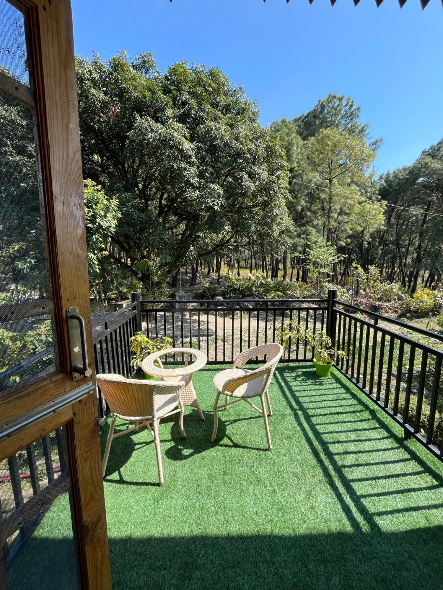 Prakriti Aalay - Riverside Mountain View Boutique Eco Resort Дармсала Екстер'єр фото