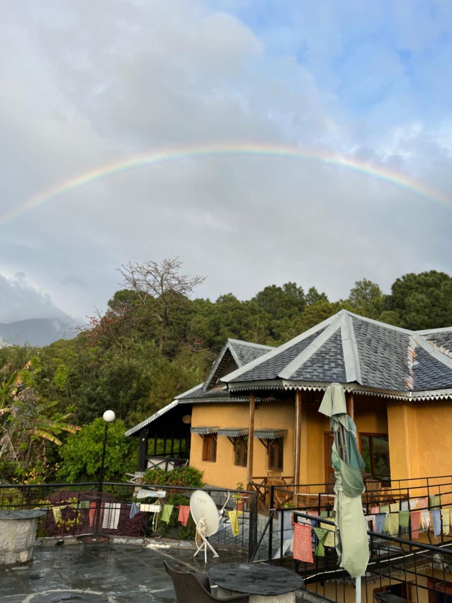 Prakriti Aalay - Riverside Mountain View Boutique Eco Resort Дармсала Екстер'єр фото