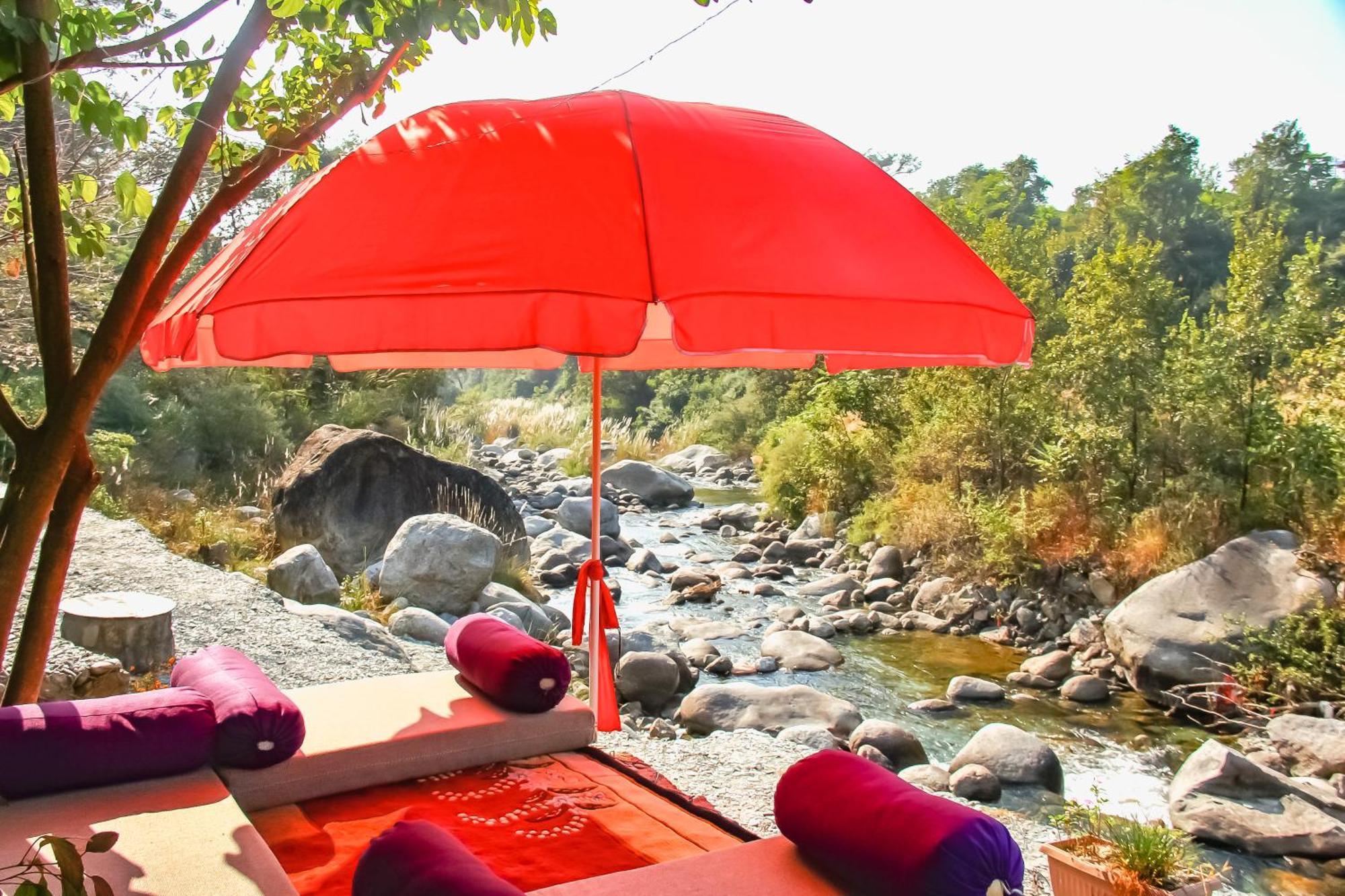 Prakriti Aalay - Riverside Mountain View Boutique Eco Resort Дармсала Екстер'єр фото